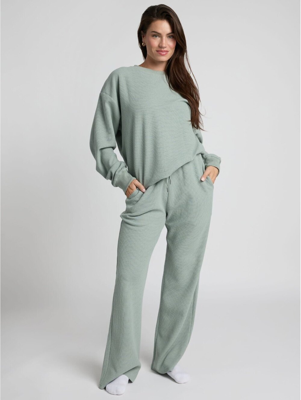 Comfrt Women's Large Sage Green Waffle Knit Lounge Pants and Long Sleeve Set